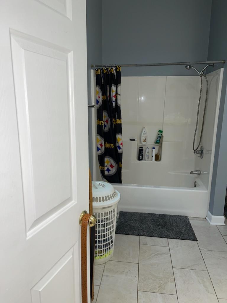 Before Picture of Walk in Tub in South Carolina Before Picture of Walk in Tub in South Carolina